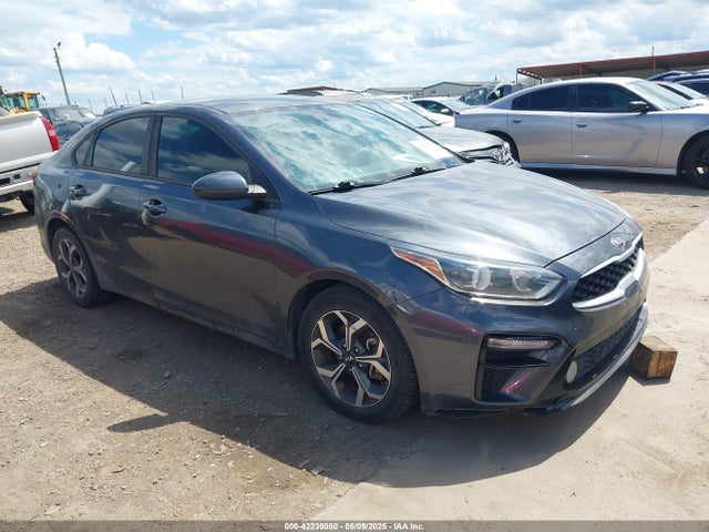 KIA Forte Lxs 2019 3KPF24AD7KE090450 Image 1