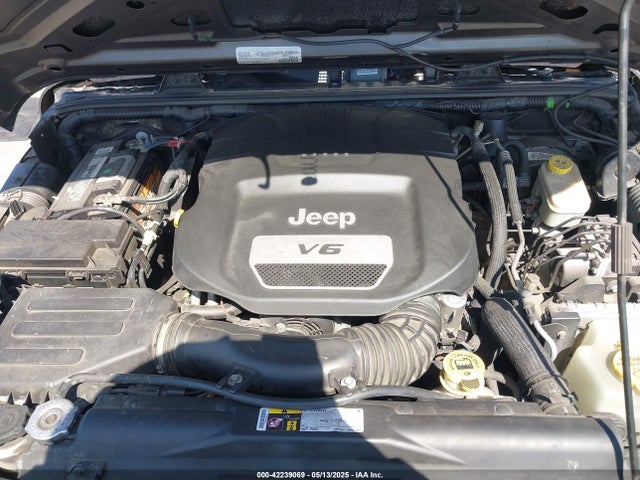 1C4BJWDG7GL229364 Jeep Wrangler Unlimited Sport