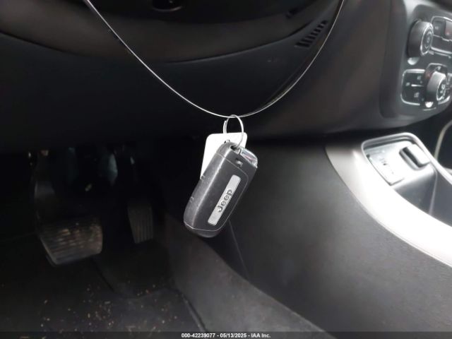 3C4NJCBB2HT691033 Jeep New Compass Latitude Fwd