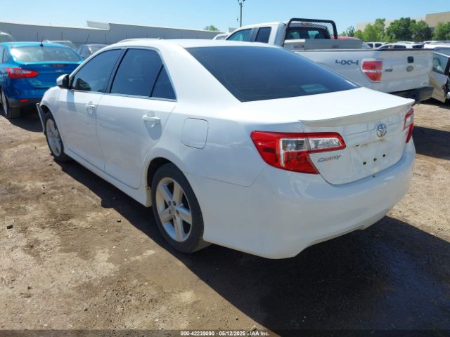4T1BF1FK4EU443849 Toyota CAMRY SE