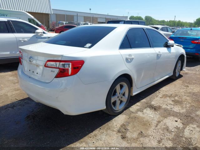 4T1BF1FK4EU443849 Toyota CAMRY SE