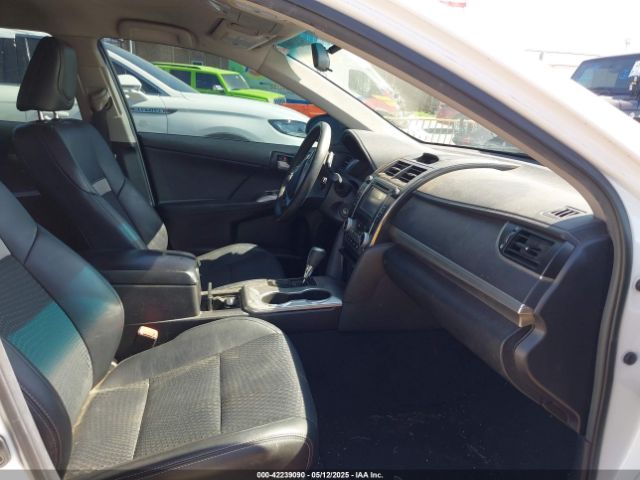 4T1BF1FK4EU443849 Toyota CAMRY SE