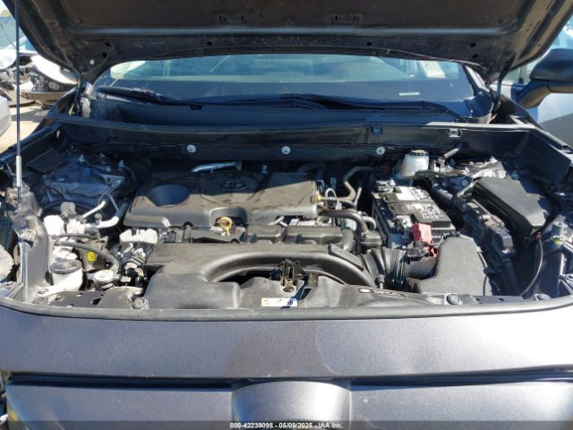 2T3F1RFV7MW185857 Toyota RAV4 LE