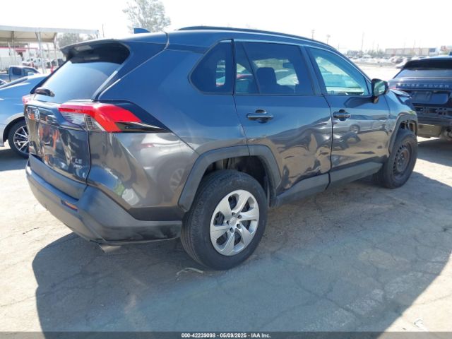 2T3F1RFV7MW185857 Toyota RAV4 LE