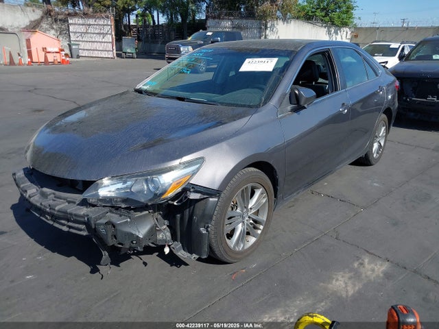 4T1BF1FKXHU814310 Toyota CAMRY SE