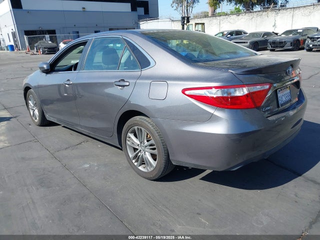 4T1BF1FKXHU814310 Toyota CAMRY SE