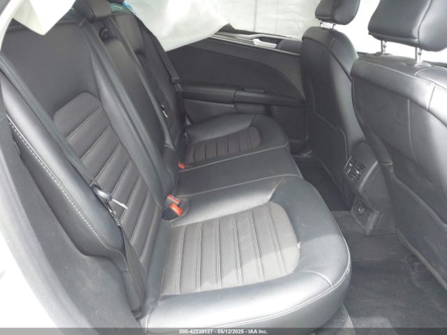 3FA6P0H74HR413662 Ford FUSION SE
