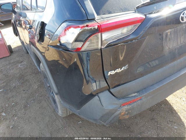 2T3P1RFV1KC018445 Toyota Rav4 Xle