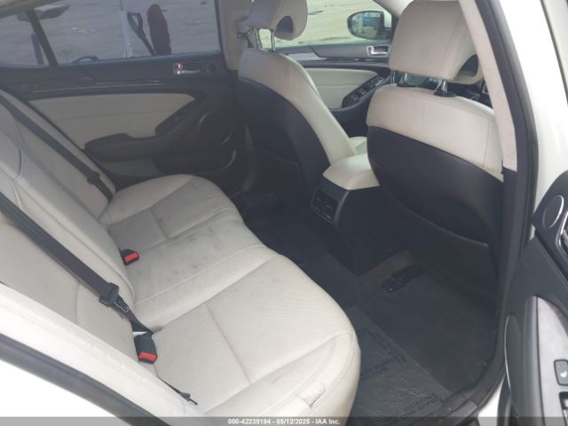 KNALN4D73G5209529 KIA Cadenza Limited