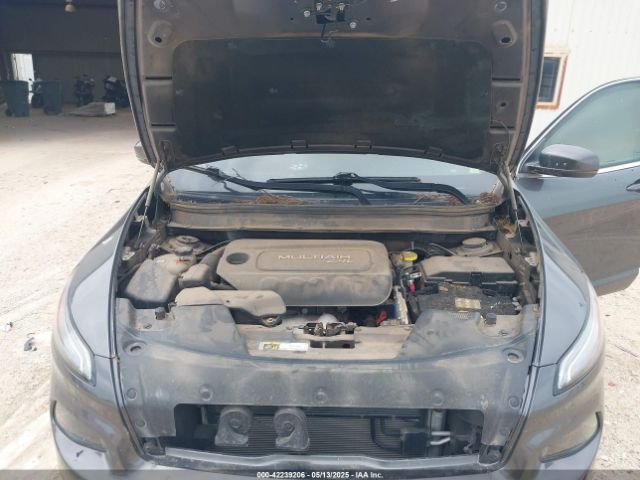 1C4PJMDB9HW636598 Jeep Cherokee Limited 4x4