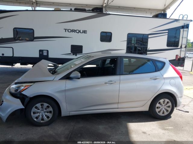 KMHCT5AE2GU260801 Hyundai ACCENT SE