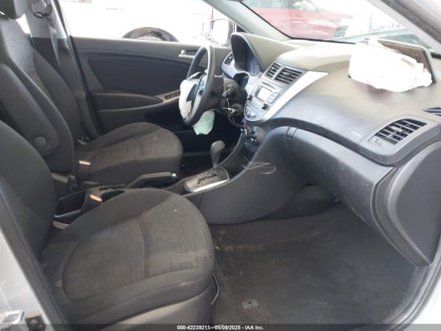 KMHCT5AE2GU260801 Hyundai ACCENT SE