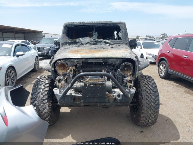 1C4HJWEG4GL261147 Jeep 2016