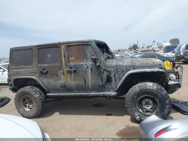 1C4HJWEG4GL261147 Jeep 2016