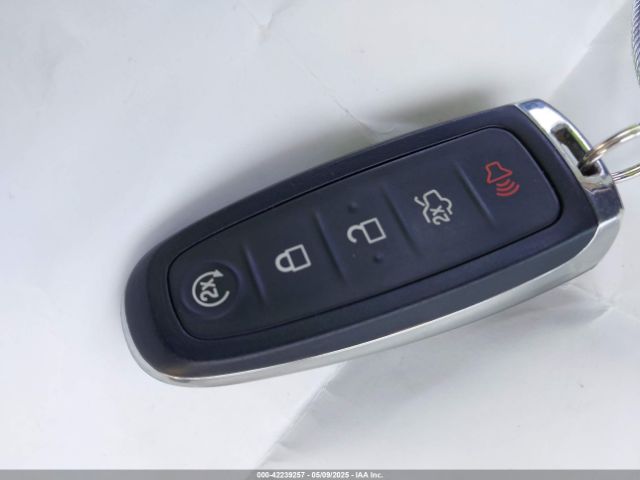 1FADP5CU1GL112085 Ford C-max Energi Sel