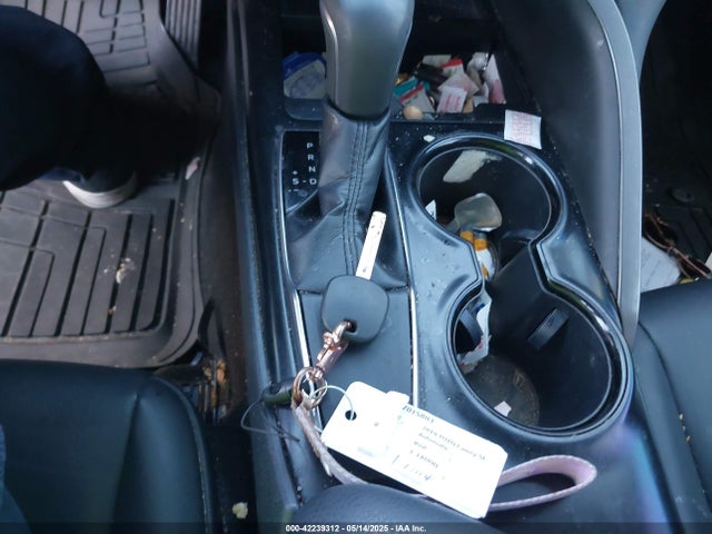 4T1B11HK8KU174469 Toyota CAMRY SE