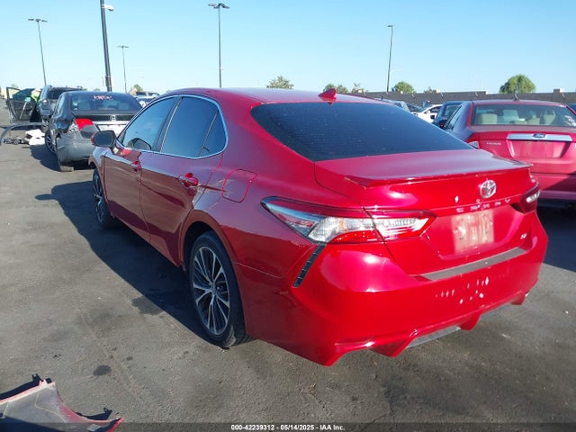 4T1B11HK8KU174469 Toyota CAMRY SE