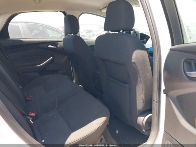 1FADP3FE5HL299907 Ford FOCUS SE