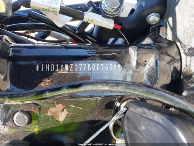 2023 HARLEY-DAVIDSON FXLRS 1HD1YWZ17PB062665 Photo 9