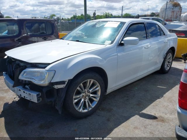 2017 CHRYSLER 300 2C3CCAAG4HH516430 Photo 1