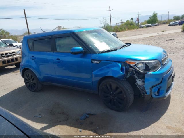 KNDJP3A5XH7504215 KIA SOUL +