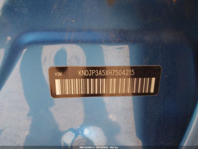 KNDJP3A5XH7504215 KIA SOUL +