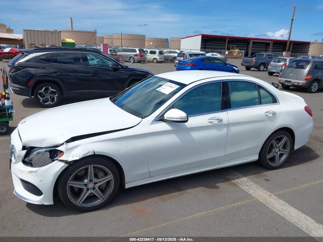 55SWF4JBXFU058805 Mercedes-Benz C 300 Luxury/sport