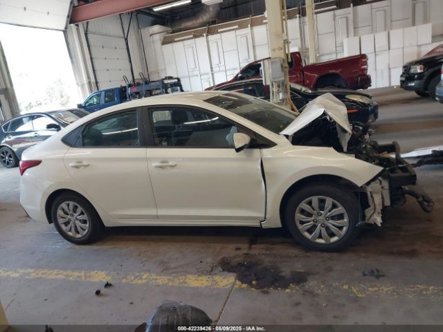 3KPC24A36KE042285 Hyundai ACCENT SE