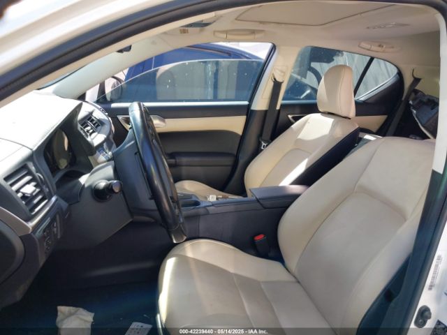 JTHKD5BH4G2273002 Lexus CT 200H