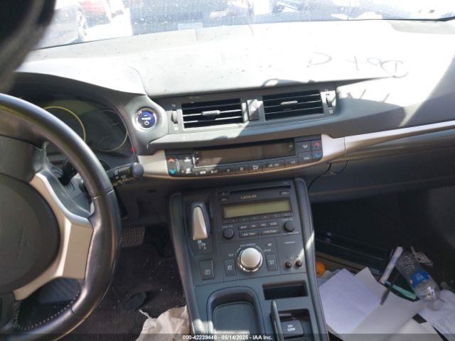 JTHKD5BH4G2273002 Lexus CT 200H