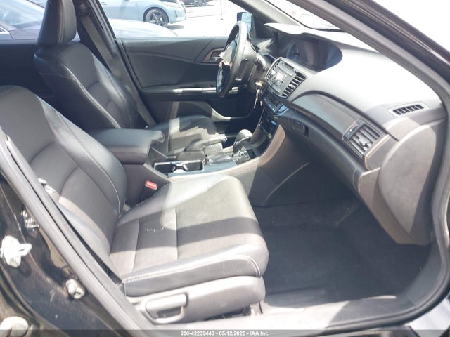 1HGCR2F57GA037473 Honda k24w1