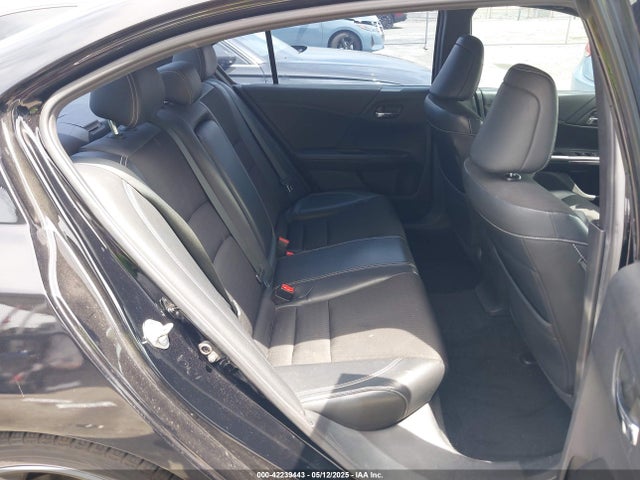 1HGCR2F57GA037473 Honda k24w1