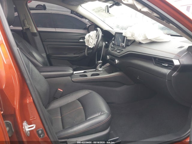 1N4BL4CV9LN311843 Nissan Altima