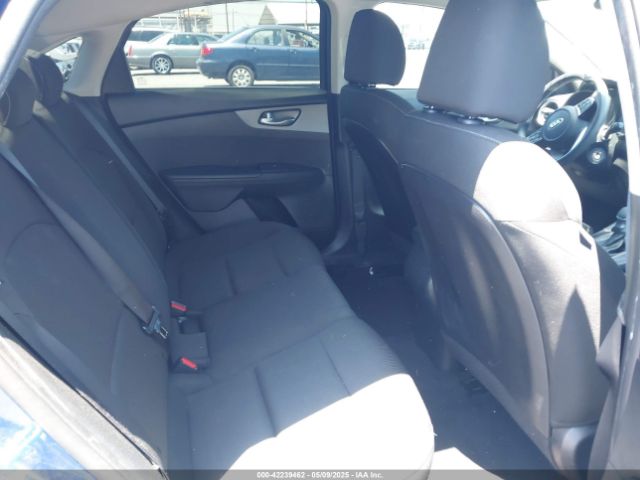 3KPF24AD7LE258900 KIA Forte Lxs