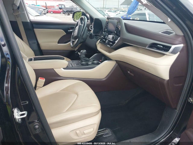 5TDHZRAH3NS115858 Toyota 2gr-fks