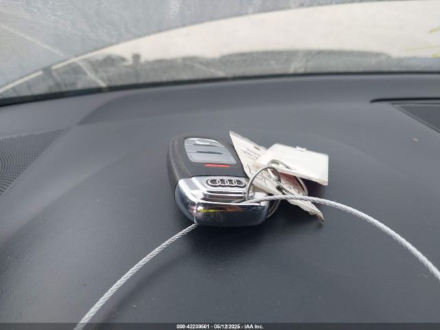 2017 AUDI SQ5 WA1VCAFPXHA054672 Photo 10