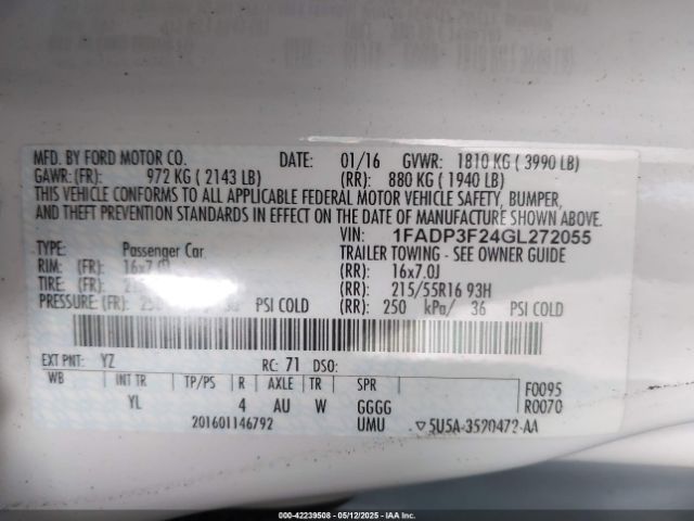 1FADP3F24GL272055 Ford FOCUS SE