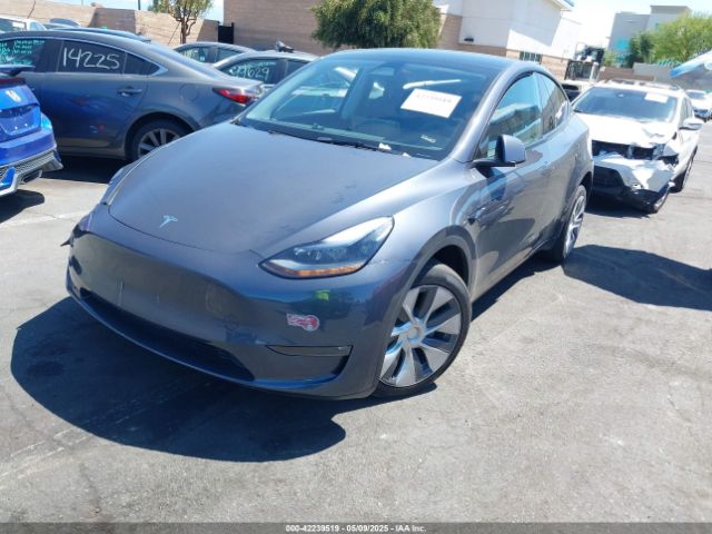 7SAYGDEE7PF851849 Tesla Model Y