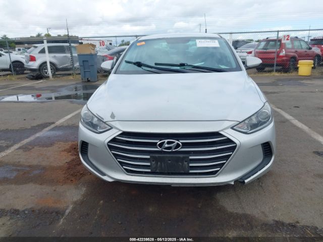 5NPD84LF6JH235976 Hyundai ELANTRA SEL