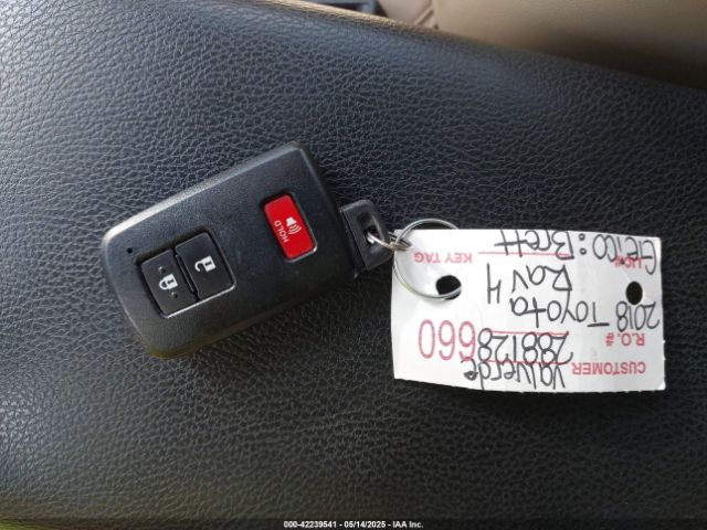 2T3RFREV4JW753672 Toyota Rav4 Xle