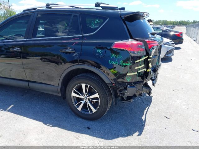 2T3RFREV4JW753672 Toyota Rav4 Xle