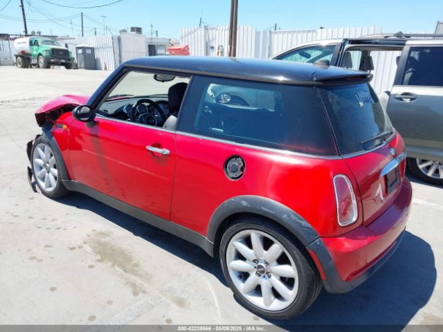 2005 MINI COOPER WMWRC33485TJ65604 Photo 2