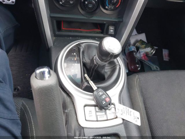 JF1ZNAA10H8705177 Toyota 86