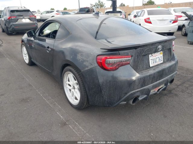JF1ZNAA10H8705177 Toyota 86