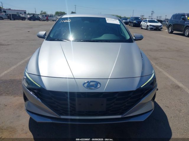 5NPLL4AG7MH011075 Hyundai ELANTRA SE