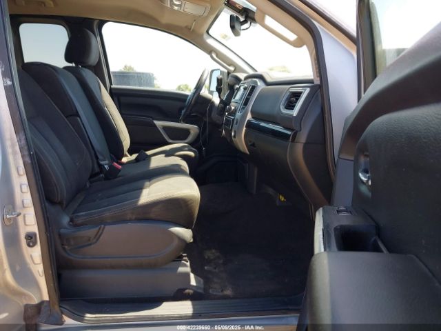 1N6AA1C83HN563953 Nissan TITAN SV