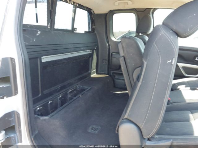 1N6AA1C83HN563953 Nissan TITAN SV