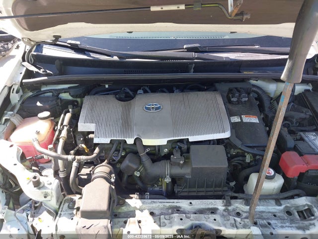JTDKBRFU6G3021221 Toyota Prius Two