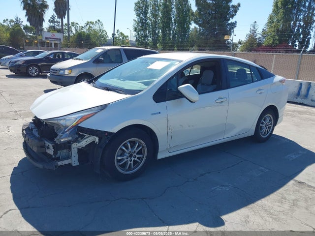 JTDKBRFU6G3021221 Toyota Prius Two