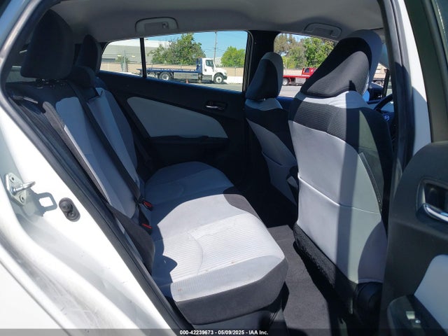 JTDKBRFU6G3021221 Toyota Prius Two